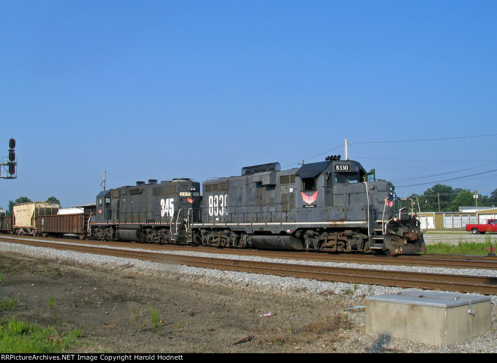 NCYR 8330 & 345 work the interchange at Charlie Baker